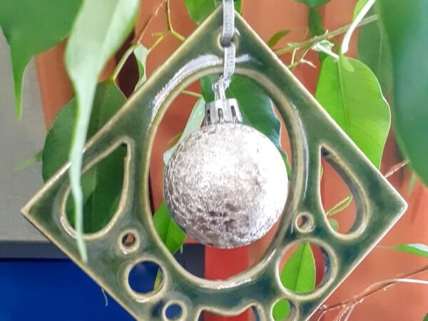 Diamond christmas decoration1